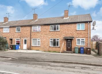 Semi-detached house To Rent in Banbury