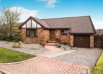 Bungalow For Sale in Glasgow