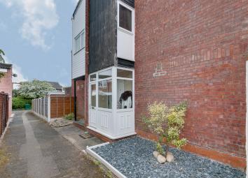 Semi-detached house For Sale in Redditch