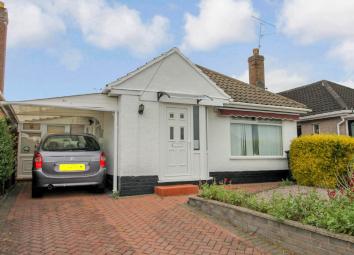 Detached bungalow For Sale in Rhyl