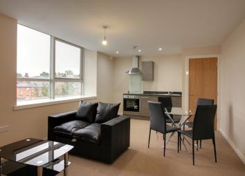 Flat To Rent in Altrincham