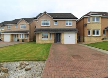 Detached house For Sale in Larbert