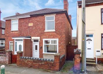 Semi-detached house For Sale in Swadlincote