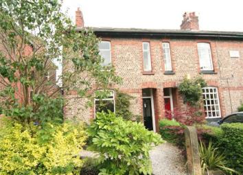 End terrace house To Rent in Sale