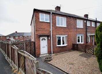 End terrace house For Sale in Wakefield
