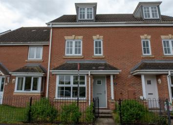 Town house For Sale in Selby