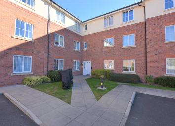 Flat For Sale in Chester