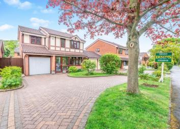 Detached house For Sale in Burntwood