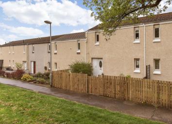 Terraced house For Sale in Penicuik