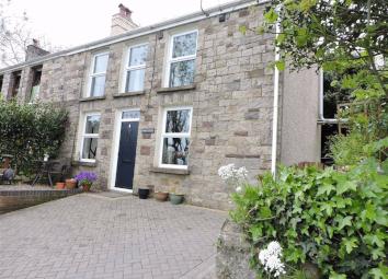 Cottage For Sale in Swansea
