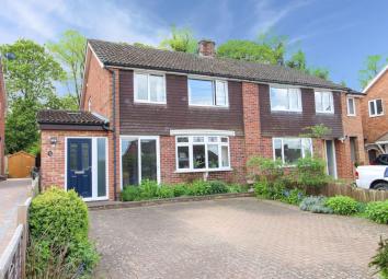 Semi-detached house For Sale in Towcester