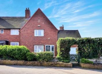 End terrace house For Sale in Mansfield