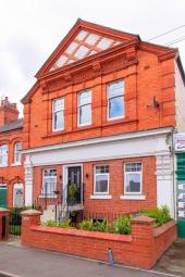 Flat To Rent in Northwich