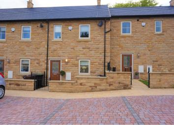 Mews house For Sale in Glossop