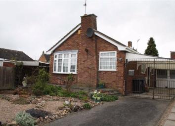 Detached bungalow For Sale in Leicester