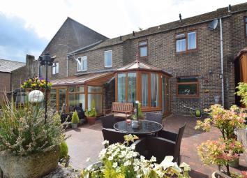 Town house For Sale in Matlock