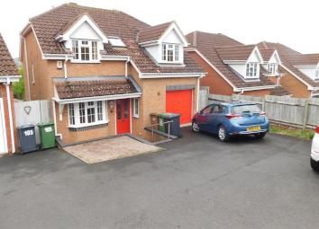 Detached house For Sale in Stourport-on-Severn