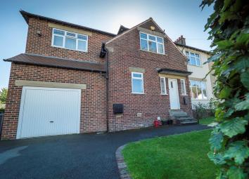 4 Bedroom Detached house to rent