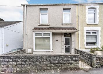 End terrace house For Sale in Swansea