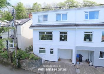 Semi-detached house For Sale in Rhyl