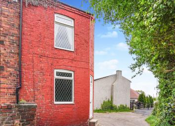 End terrace house For Sale in Wakefield