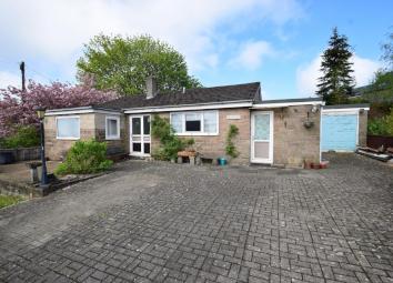 Detached bungalow For Sale in Matlock