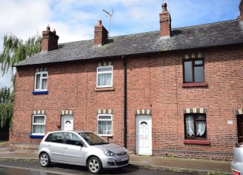 Terraced house For Sale in Whitchurch