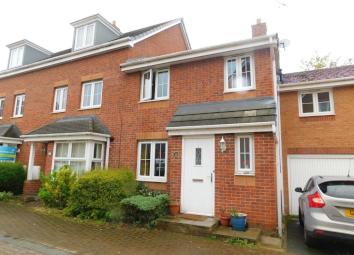 Terraced house For Sale in Nantwich
