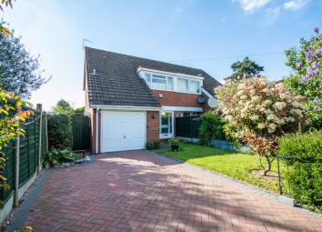 Semi-detached house For Sale in Stourport-on-Severn