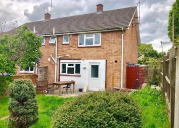 Semi-detached house For Sale in Banbury