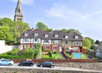 Terraced house For Sale in Knaresborough