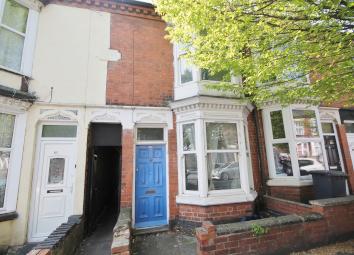 Terraced house For Sale in Leicester