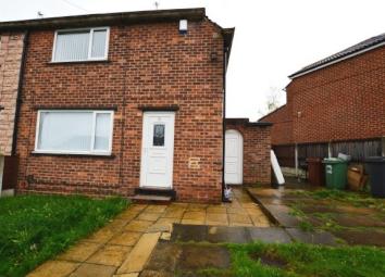 Semi-detached house To Rent in Pudsey