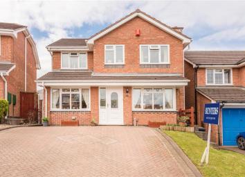 Detached house For Sale in Halesowen