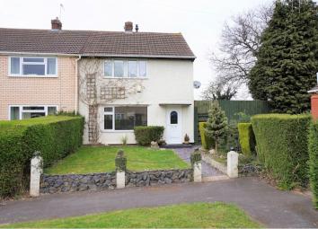 End terrace house To Rent in Leamington Spa