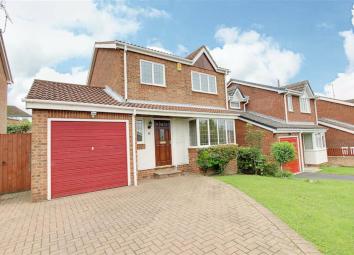 Detached house To Rent in Chesterfield