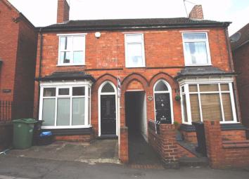 Semi-detached house For Sale in Halesowen