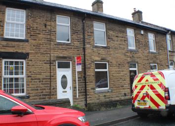 End terrace house To Rent in Dewsbury