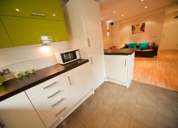 Terraced house To Rent in Preston