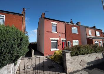 Semi-detached house For Sale in Southport