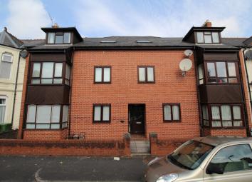 Terraced house For Sale in Cardiff