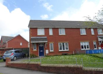 Semi-detached house To Rent in Bridgend