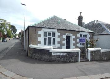 Semi-detached bungalow To Rent in Dundee