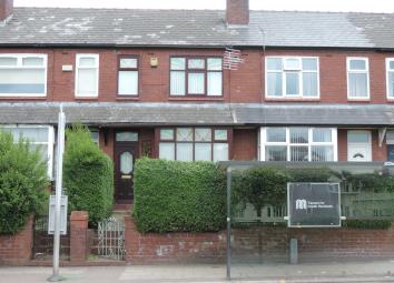 Town house For Sale in Oldham