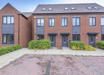 End terrace house For Sale in Telford