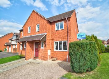 End terrace house For Sale in Worcester