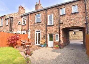 Terraced house For Sale in Knaresborough
