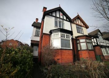 Semi-detached house To Rent in Wednesbury