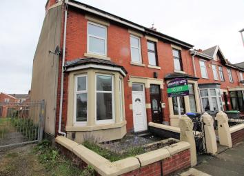 End terrace house To Rent in Blackpool
