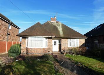 Detached bungalow For Sale in Burton-on-Trent